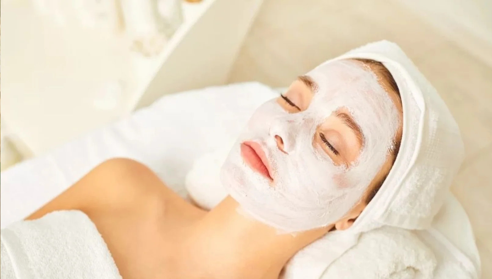 Mặt Nạ Ngủ Là Gì? Sử Dụng Mặt Nạ Ngủ Sao Cho Đúng Cách